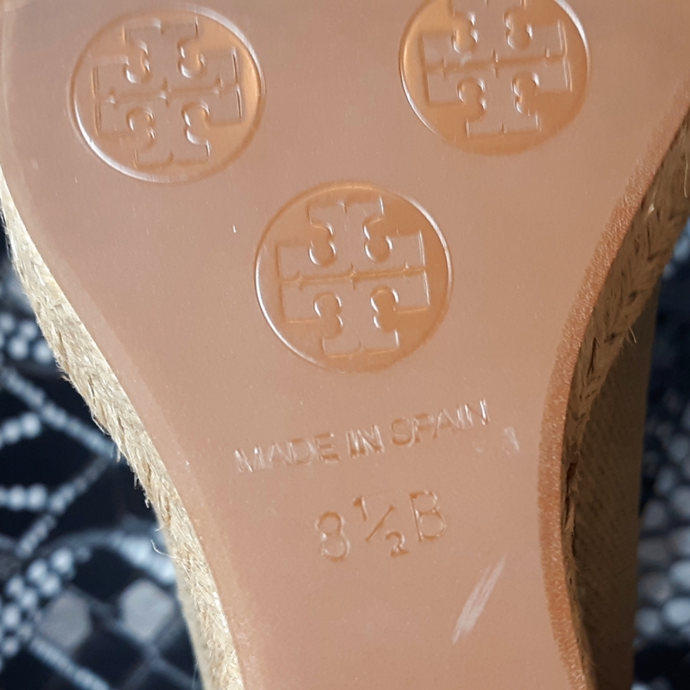Tory Burch Beige Wedges - Final Price - Picture 6 of 7